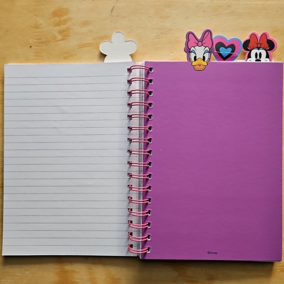 DISNEY NOTEBOOK - Picture 5 of 11
